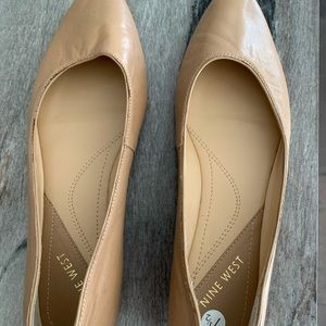 Nine West ballerina / small wedge